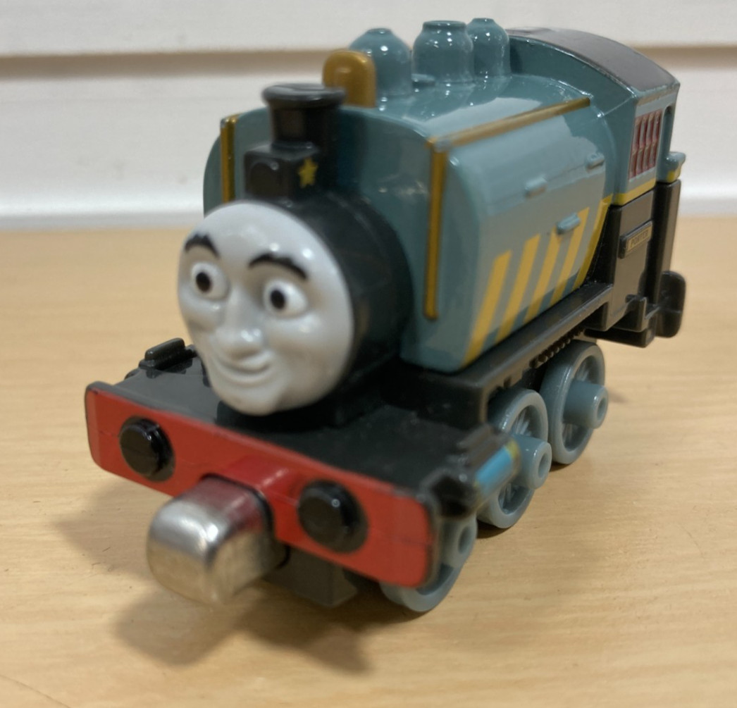 Thomas & Friends Take n Play Along diecast train engine Porter 2013 Mattel BCW90
