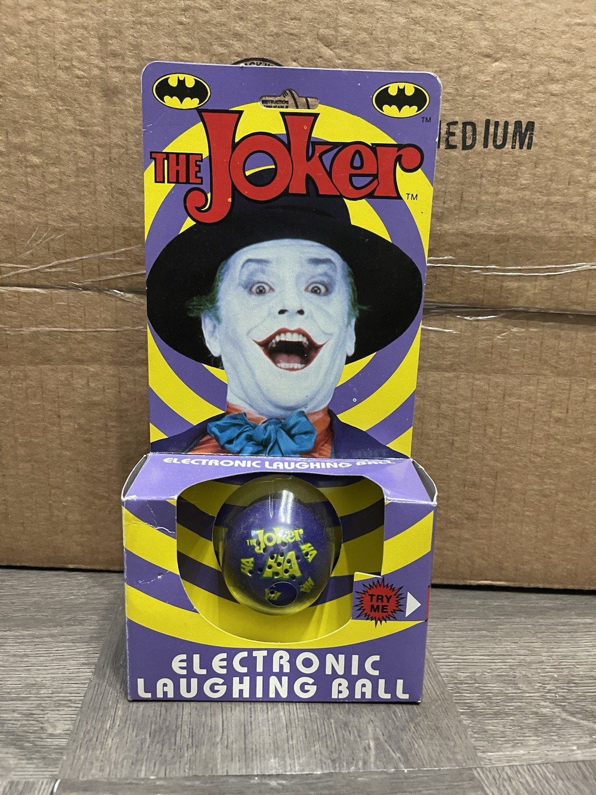 1989 THE JOKER ELECTRONIC LAUGHING BALL NICHOLSON BATMAN MOVIE HYMAN (untested)