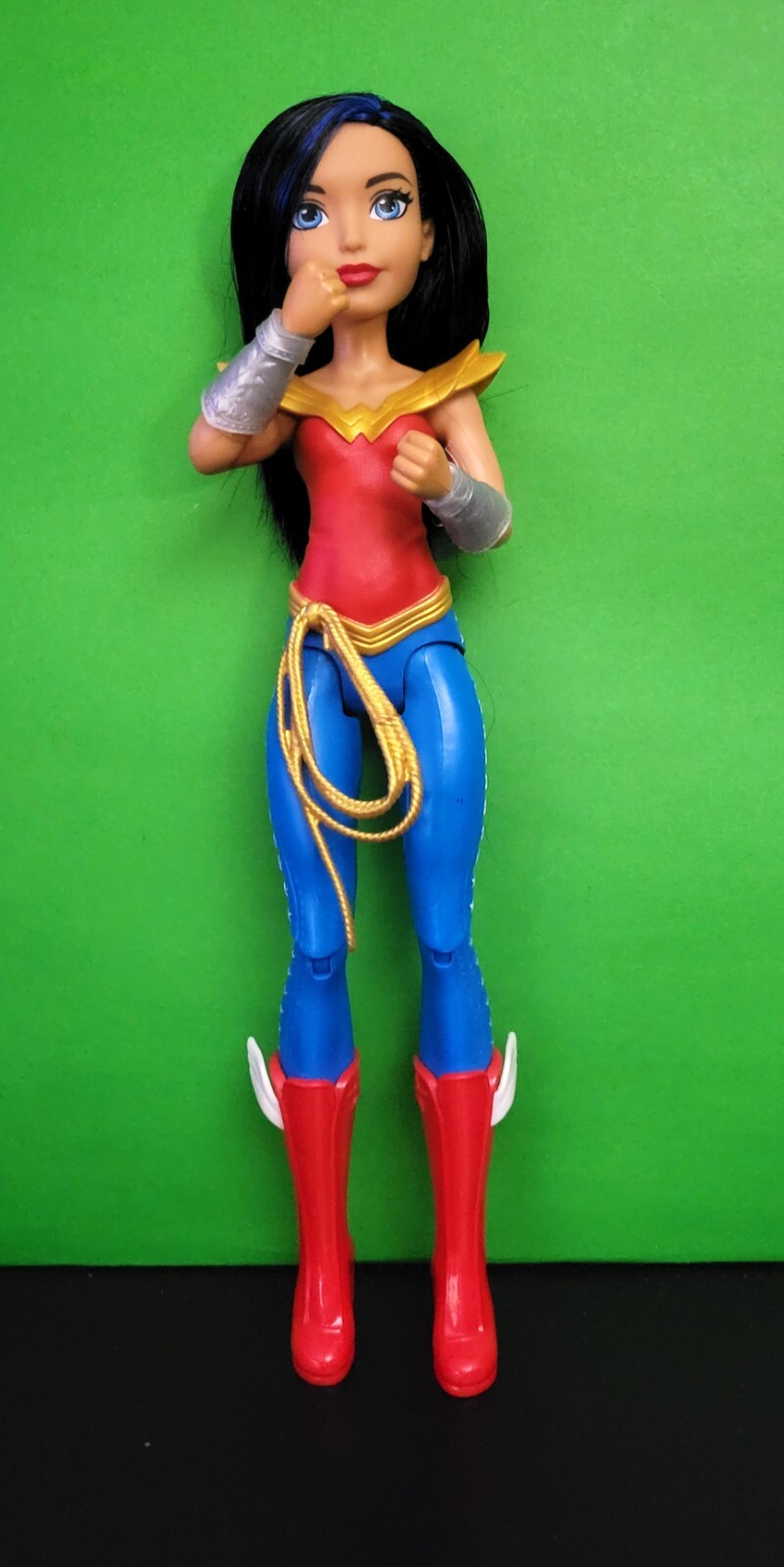 DC Comics Super Hero Girls Wonder Woman 12” Action Figure Light & Sound