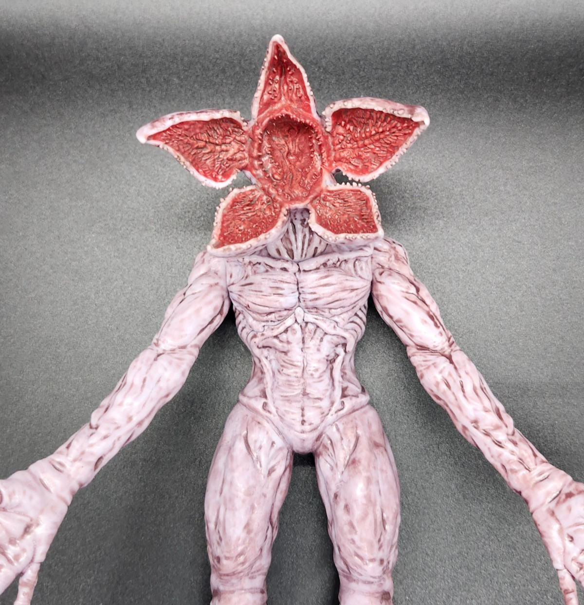 Stranger Things Series Demogorgon 7″ Figure – Netflix – Bandai 2021