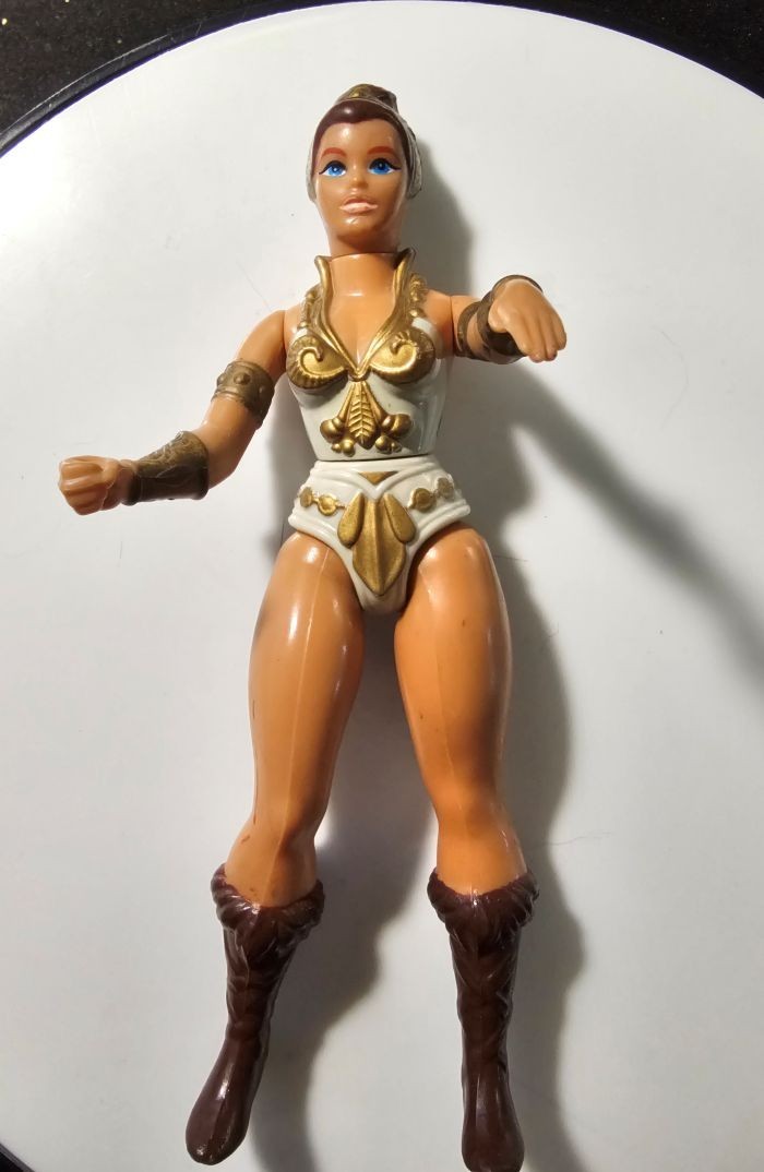 Vintage 1981 Mattel Masters of the Universe – Teela Action Figure – GNN91