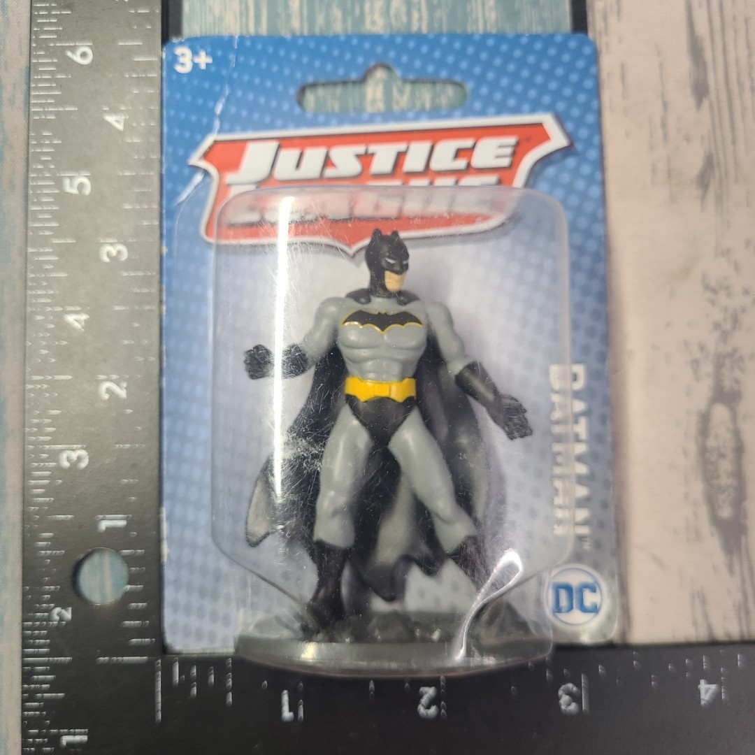 BATMAN DC Justice LEAGUE Action Figure MINI 3″ Mattel Collect SEALED New