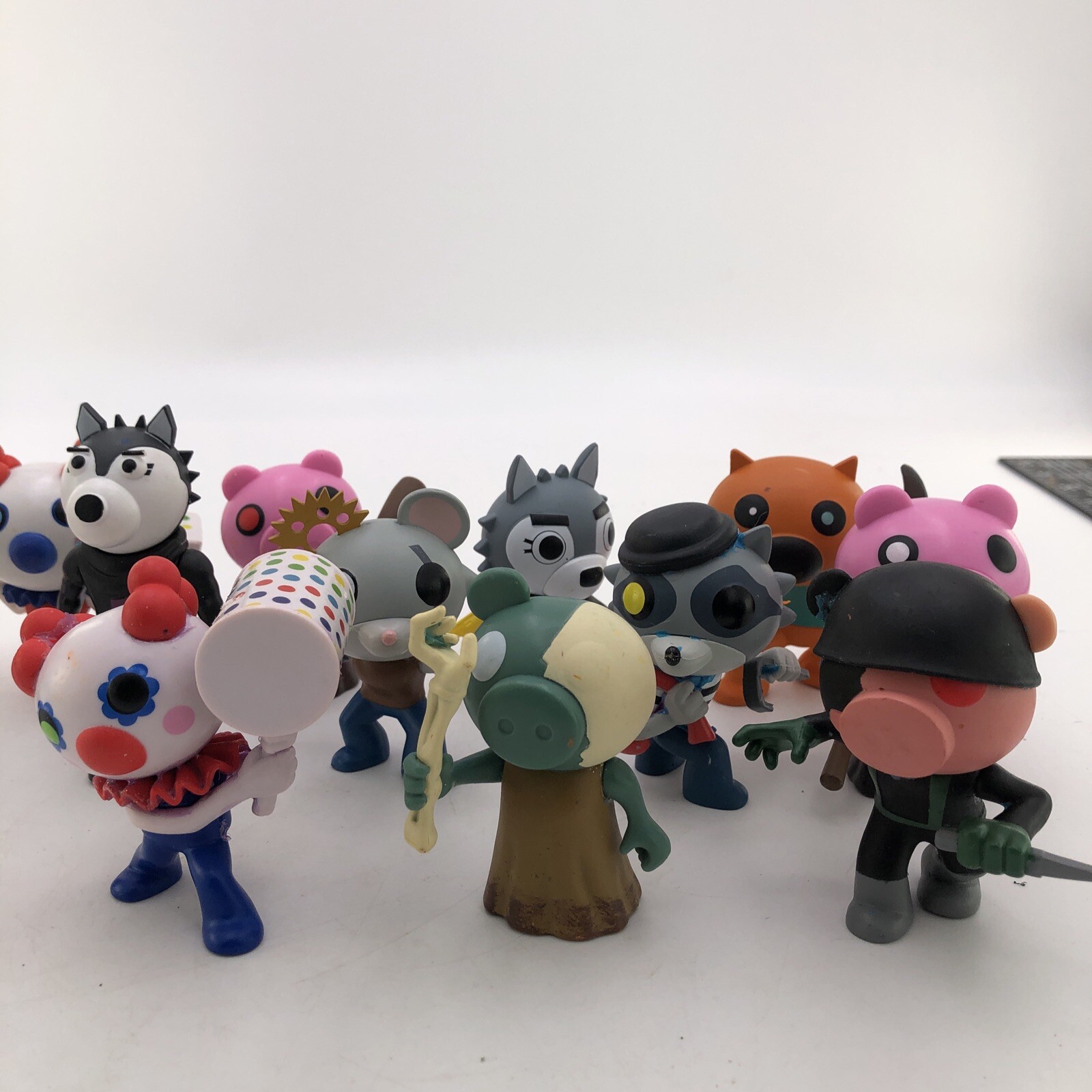 LOT OF PIGGY Roblox Collectible Figure Series 1 LOOSE & Case