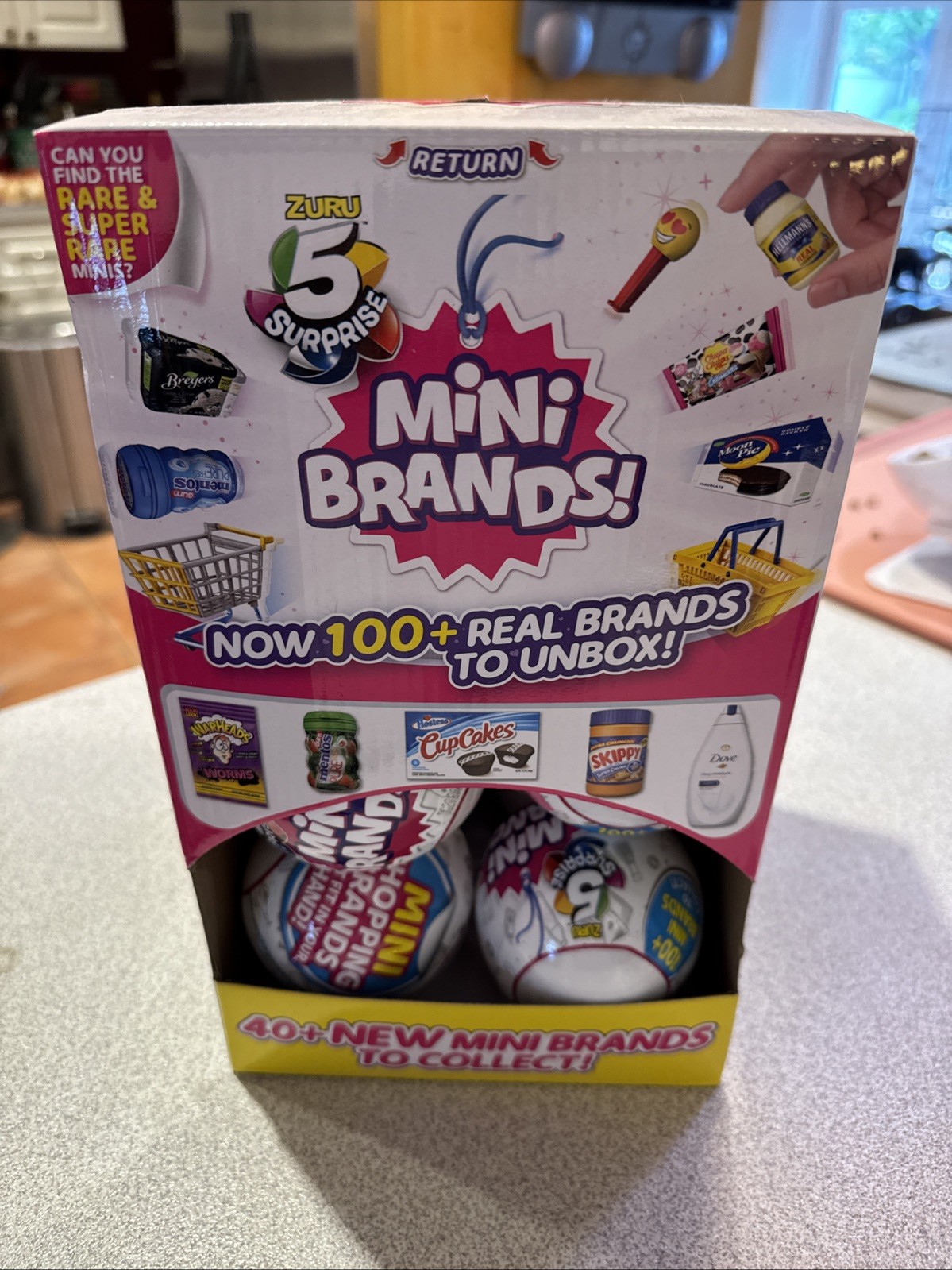 ZURU Mini Brands 5 Surprise Series 1 – One Sealed Ball