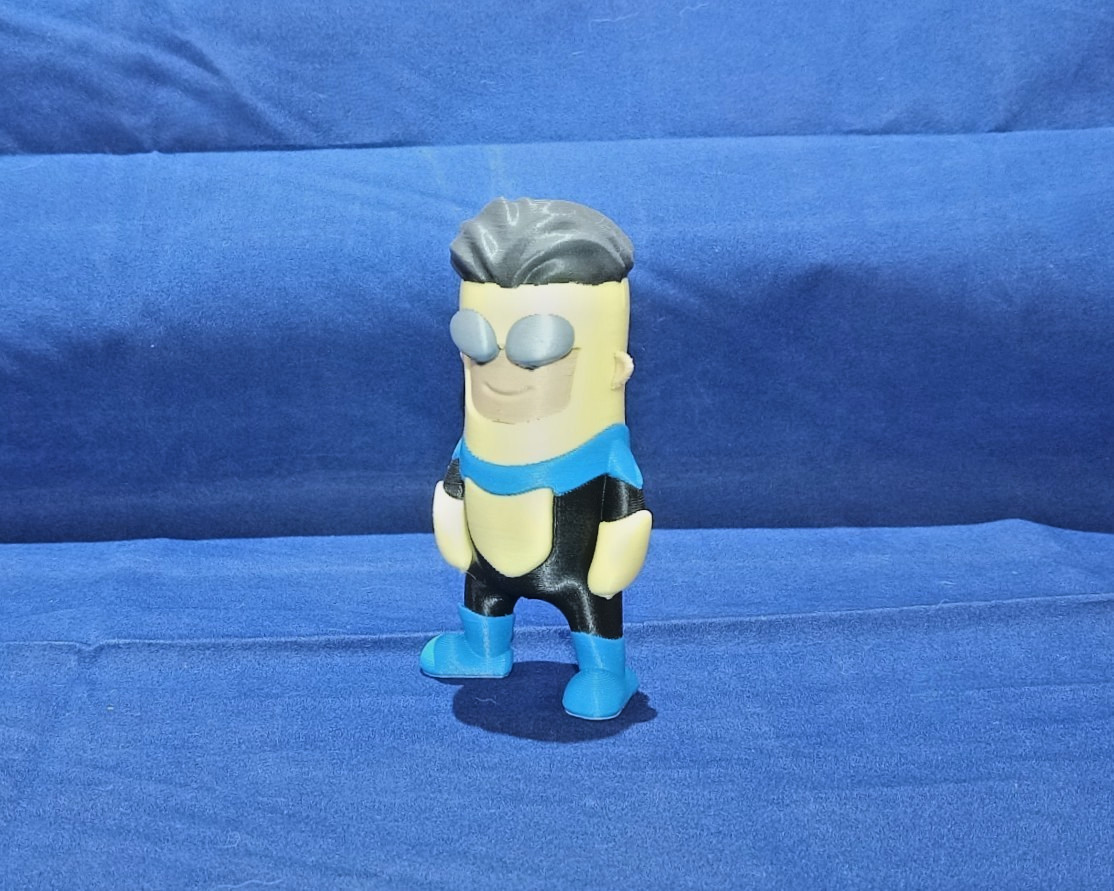 Invincible Miniature Model Mini Figurine