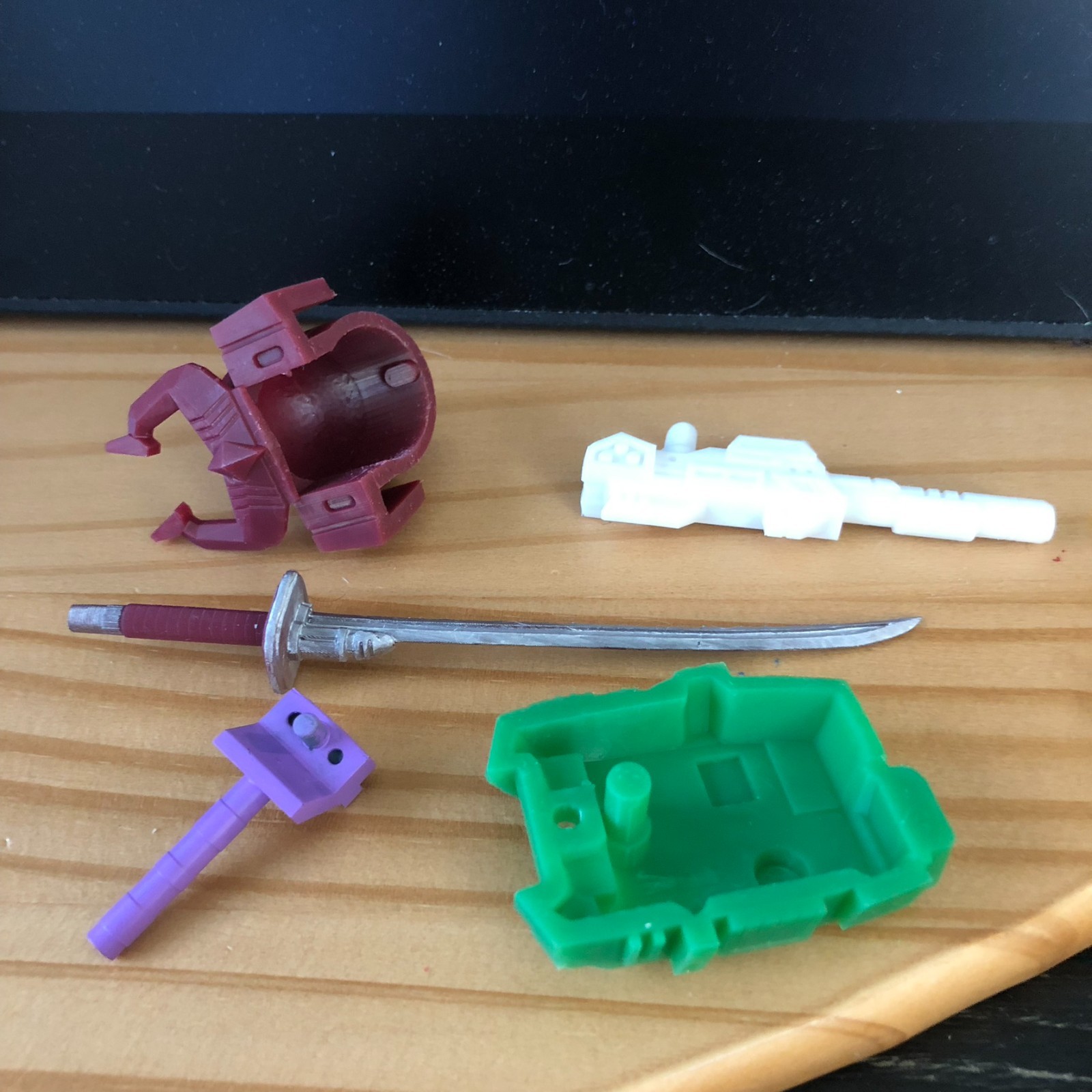 Complete Transformers G1 Pretender Bludgeon Resin Reproduction Accessory Lot
