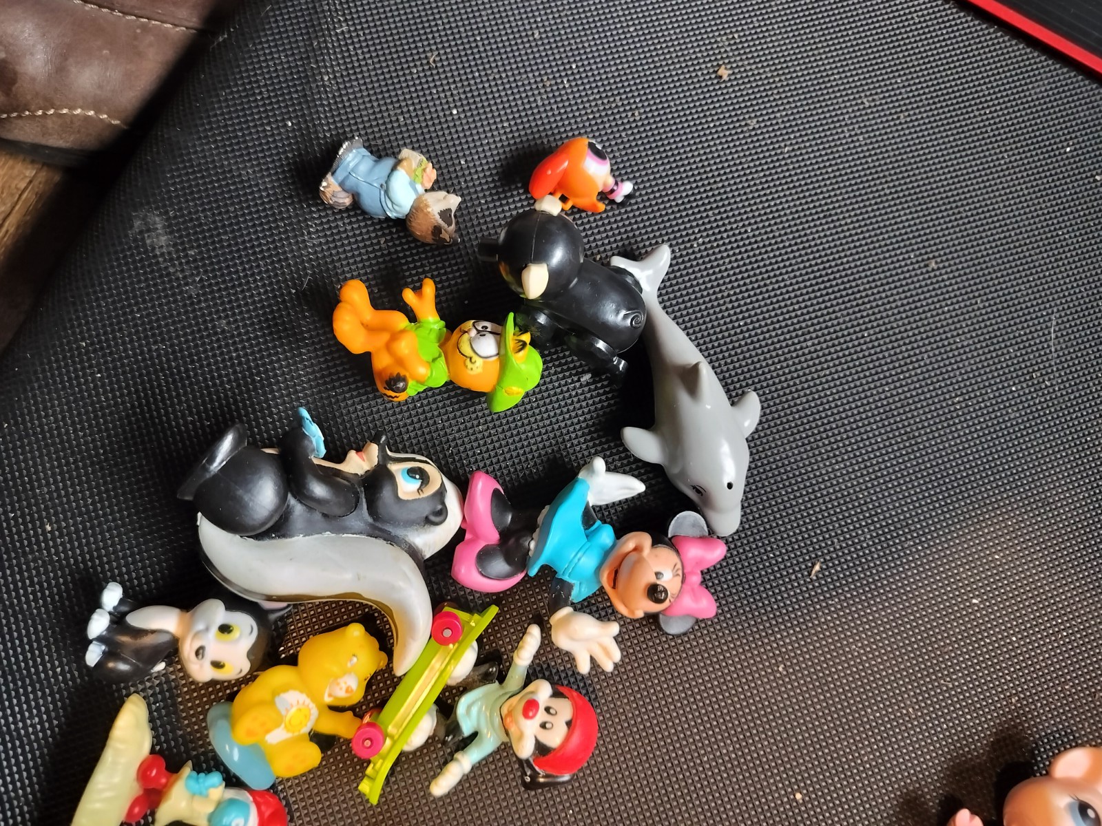 Disney Figures, Palace Pets Mini Figures Lot 13 Toys
