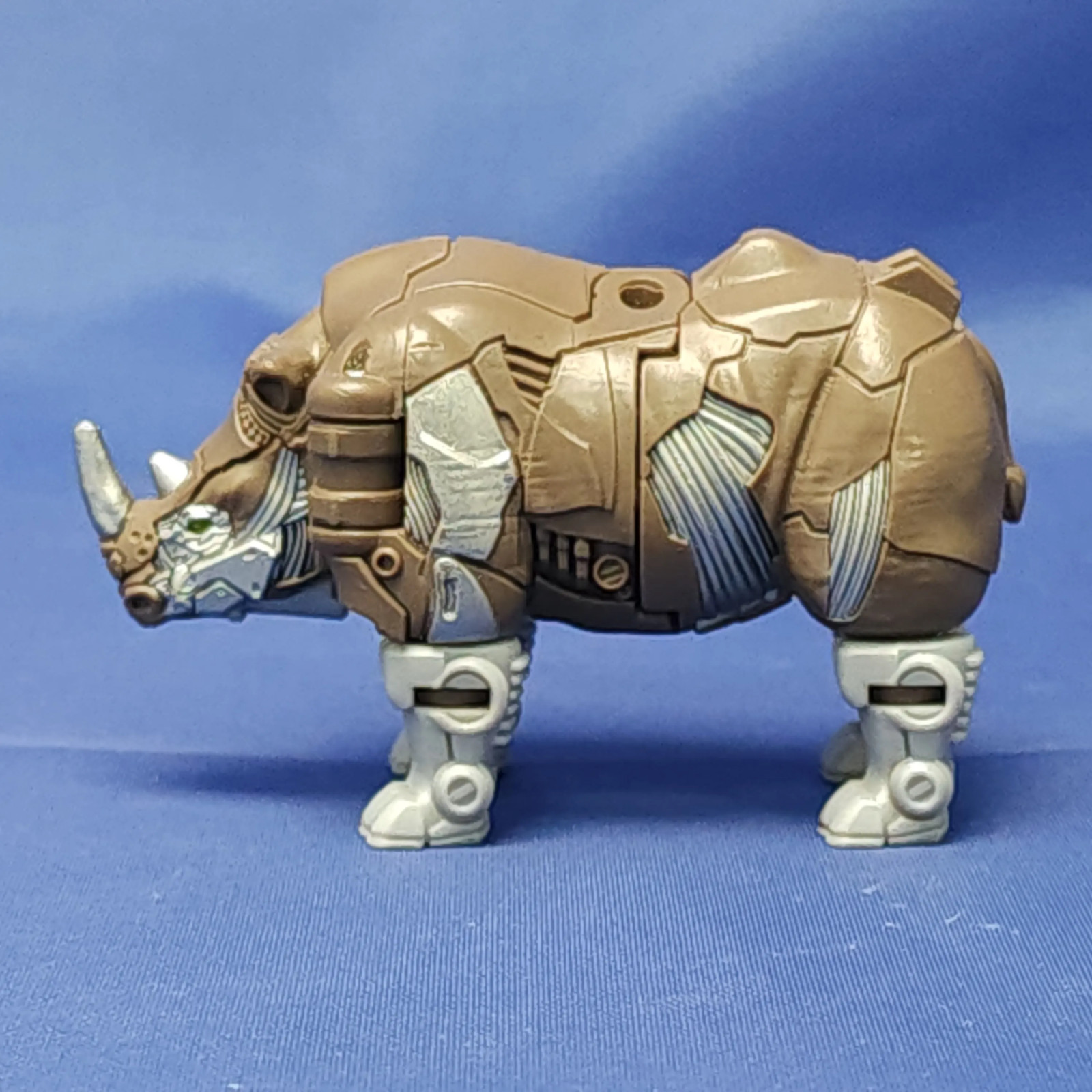 Beast Wars Transformers Rhinox Rhino Robot Action Figure 2.5″