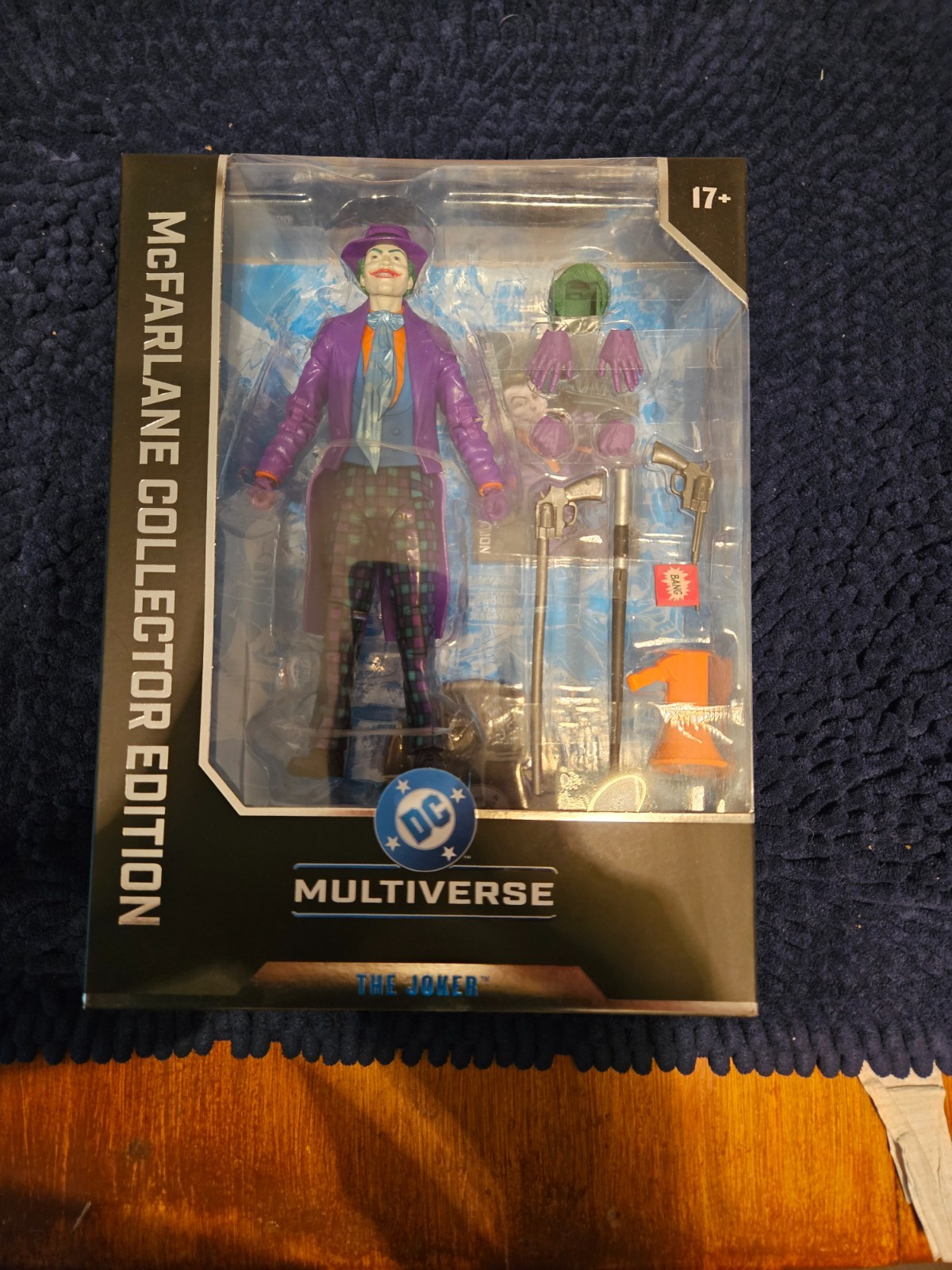 MCFARLANE DC MULTIVERSE THE JOKER FIGURE 1989 JOKER FIGURE IN HAND NOW BATMAN MO