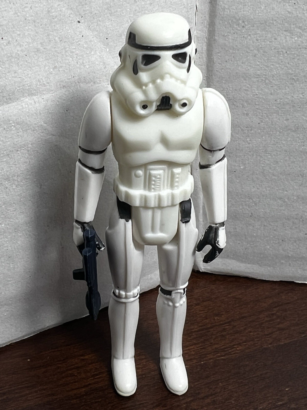 VINTAGE KENNER STAR WARS 1977 STORMTROOPER 3 LINE COO BLUE-BLACK BLASTER