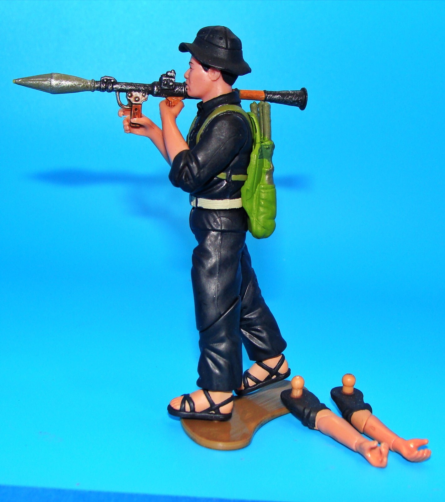 1:18 Ultimate Soldier Vietnam War Viet Cong Jungle Guerrilla Fighter Figure