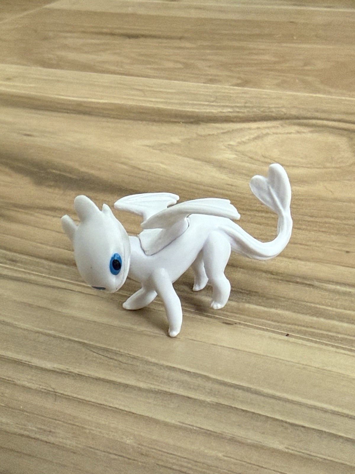 How To Train Your Dragon Mystery Dragon ( Head Up ) Light Fury Mini