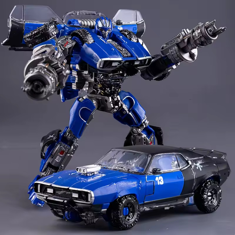 16CM Transforming Robot Car Action Figure TW1033 Collectible Model Toy Gift