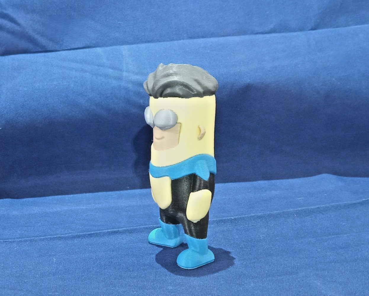 Invincible Miniature Model Mini Figurine