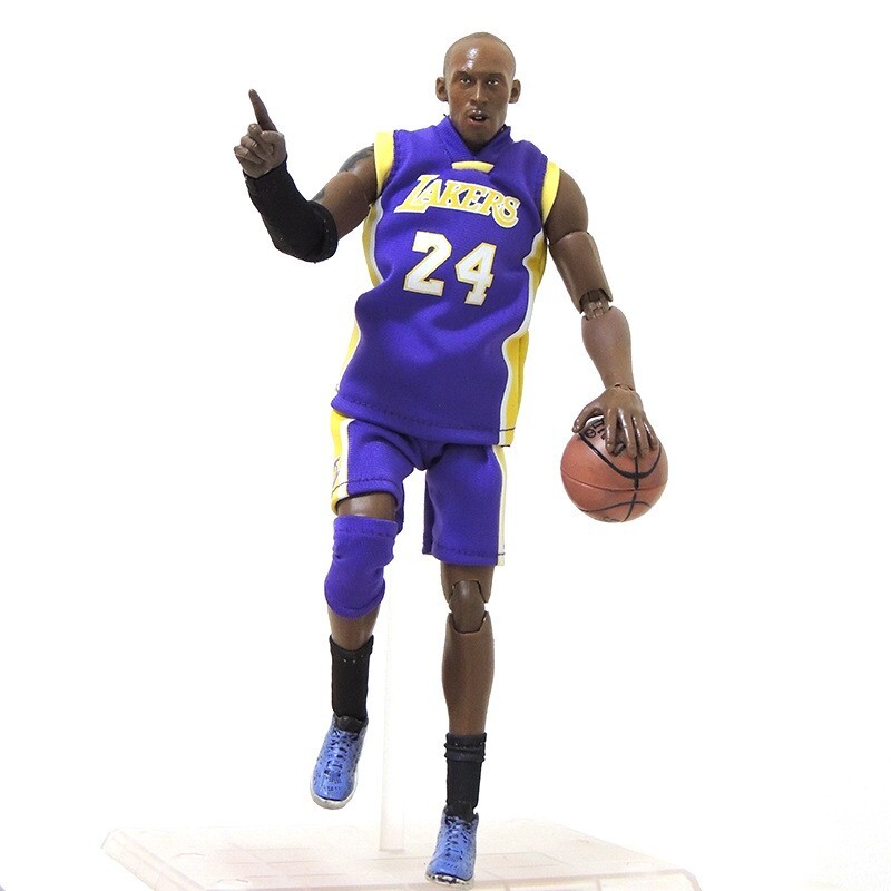 NBA basketball star Kobe model 1:9 ornaments souvenirs gifts dolls