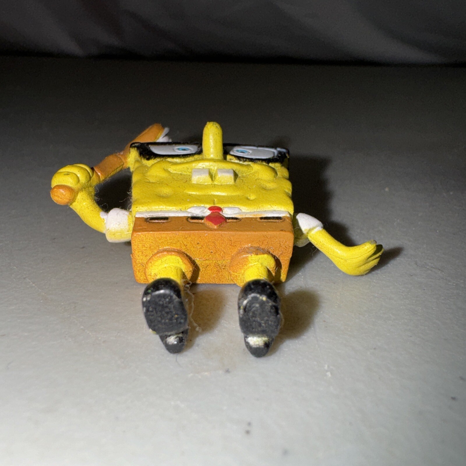 Viacom Nickelodeon 2″ SpongeBob SquarePants miniature figure figurine