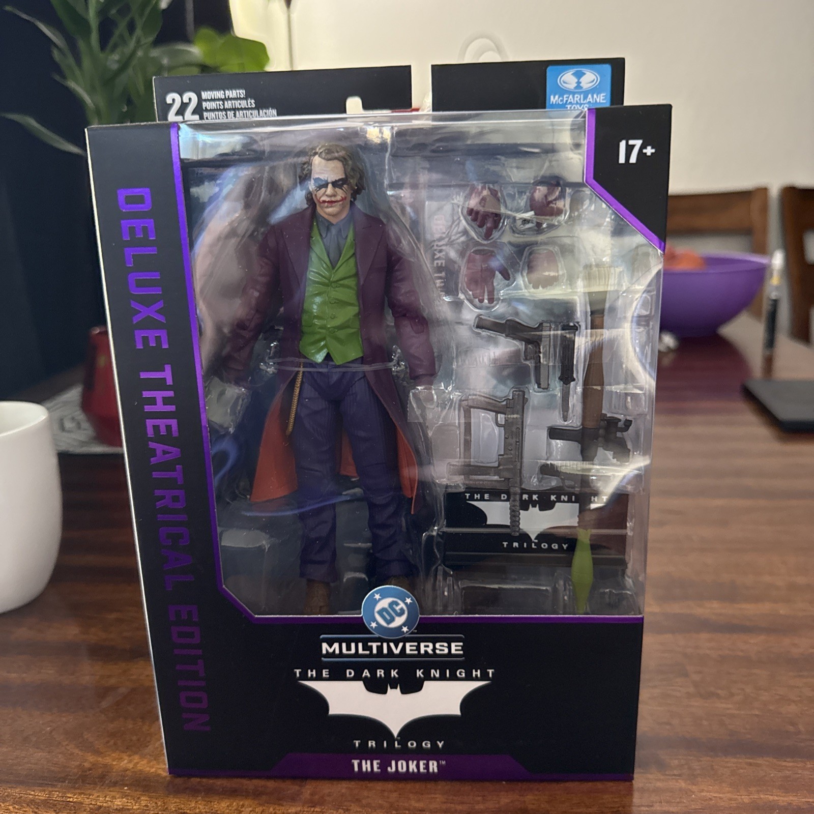 🖤🤡💜McFarlane DC Multiverse JOKER (The Dark Knight) Deluxe Theatrical Edition
