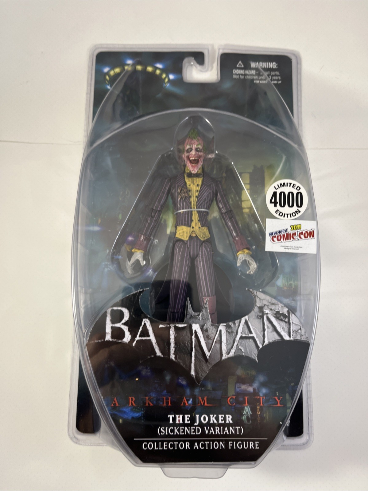 BATMAN Arkham City The JOKER Sickened Variant Action Figure NYCC 2011 Exclusive