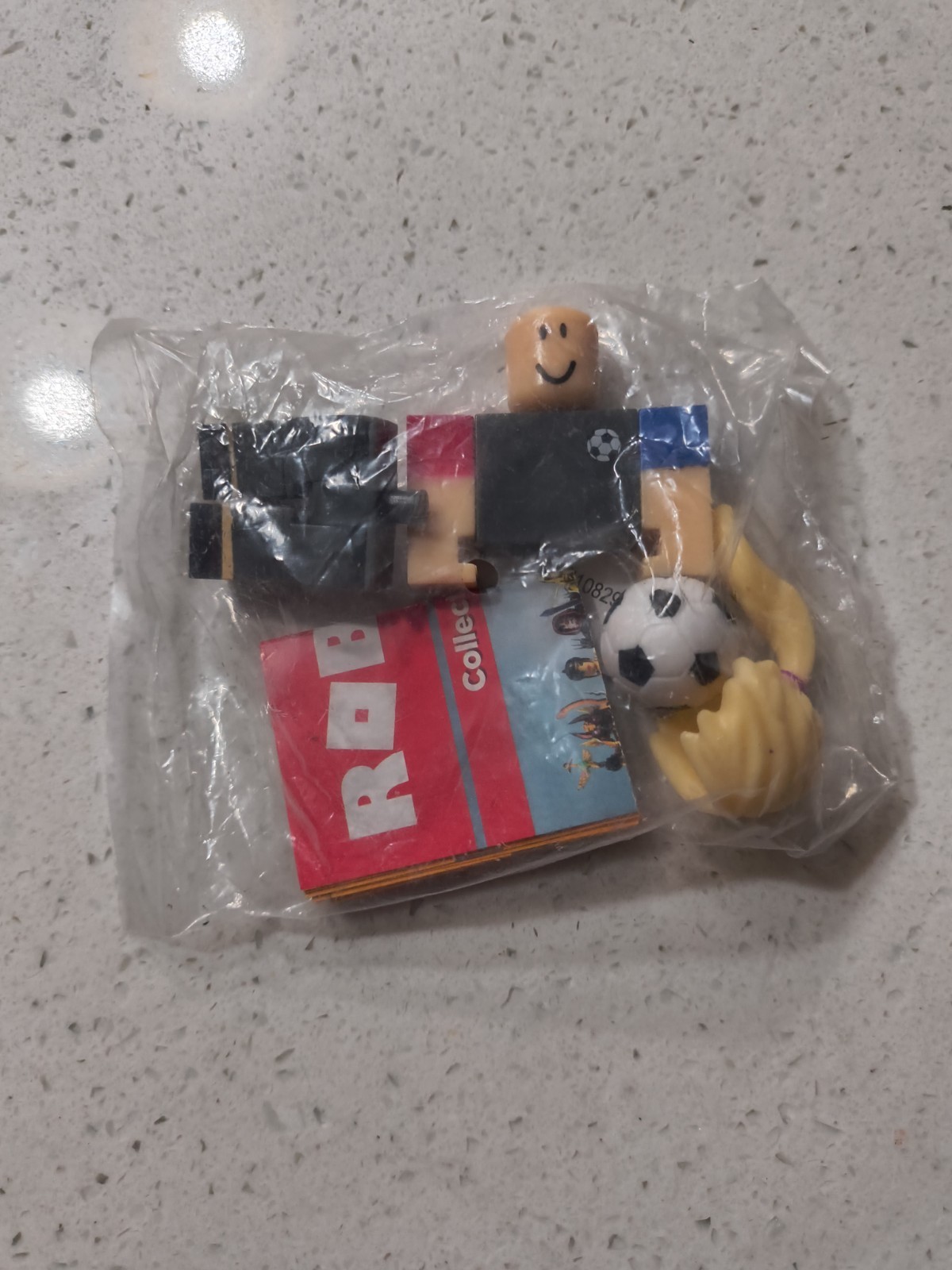 Roblox Series 5 Kick Off Soccer Player Goalkeeper Action Figure W/Virtual Code