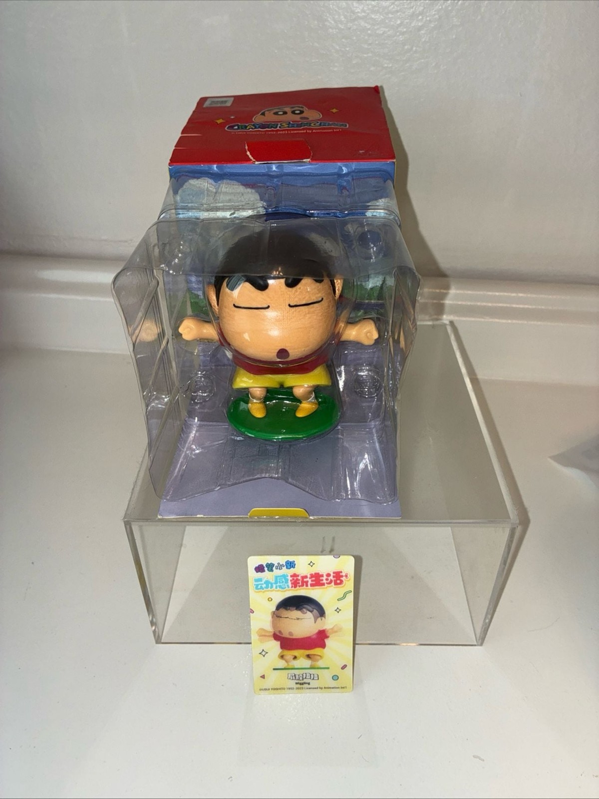 52Toys Crayon Shin-chan Dynamic New Life Series Wiggling Wind-Up Action Figure