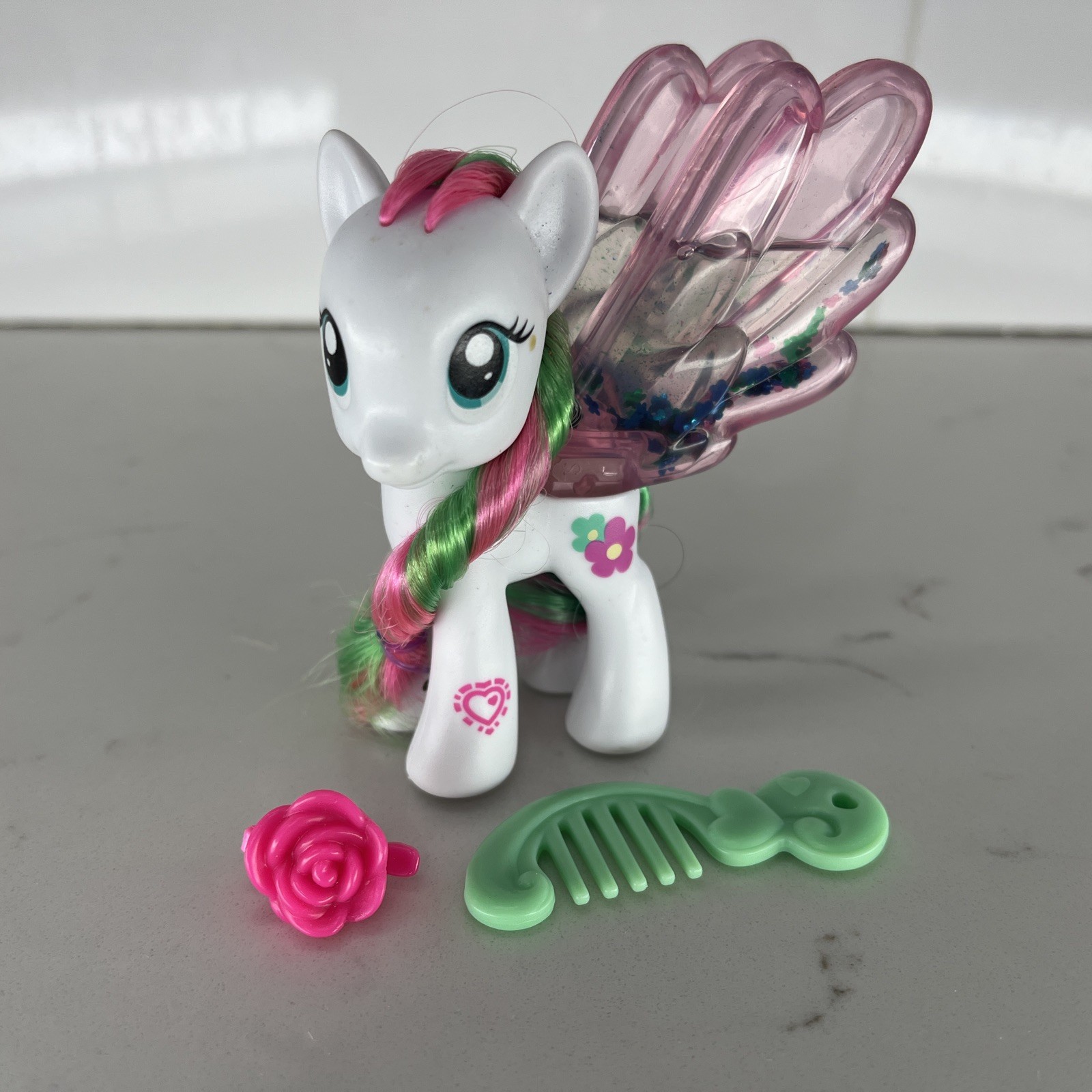 Hasbro My Little Pony Water Cuties Blossomforth Cutie Mark Magic Complete