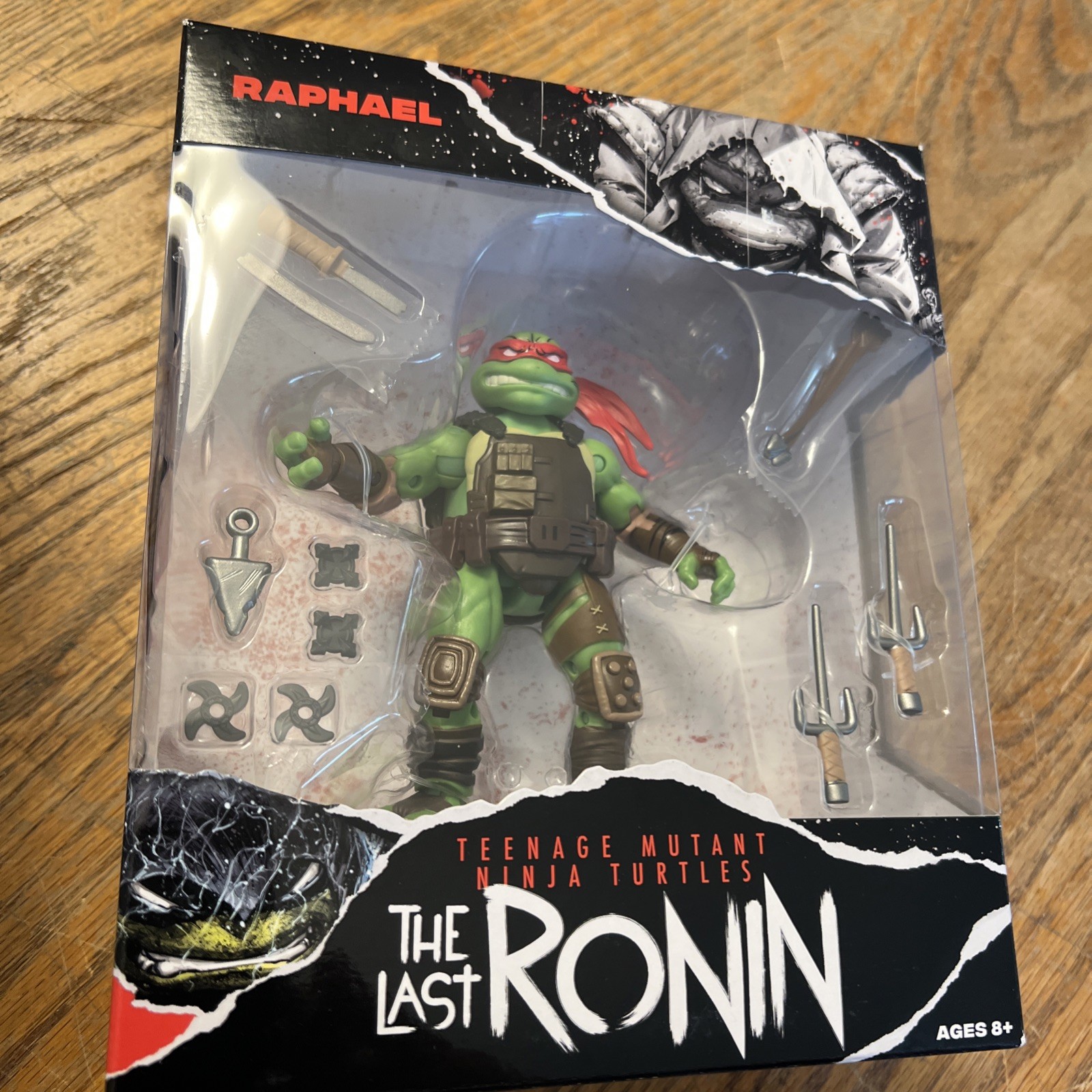 TMNT THE LAST RONIN RAPHAEL ACTION FIGURE WITH WEAPONS 2025 Playmates BRAND NEW