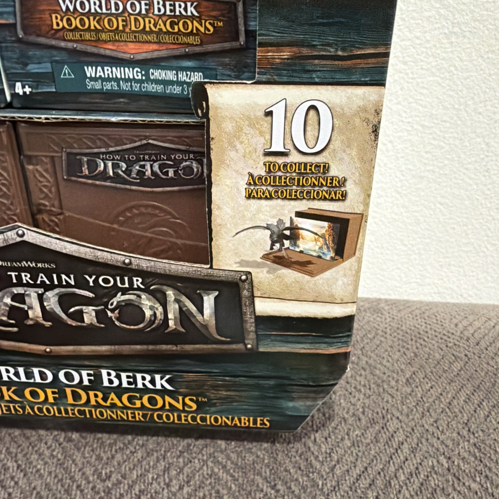 NEW How To Train Your Dragon World Of Berk Book Of Dragons Display With 12 Boxes