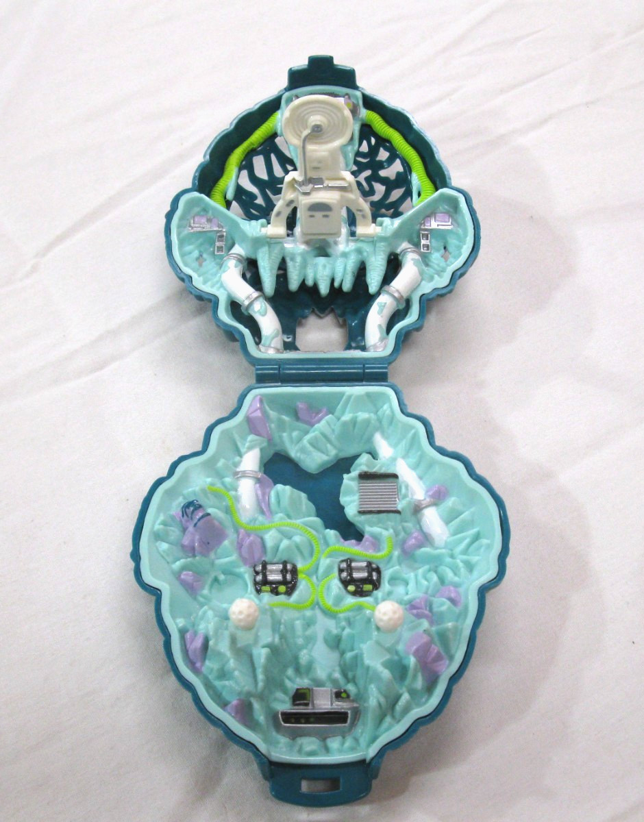 Mighty Max Liquidates Ice Alien Bluebird Toys 1992 CASE ONLY No Accessories