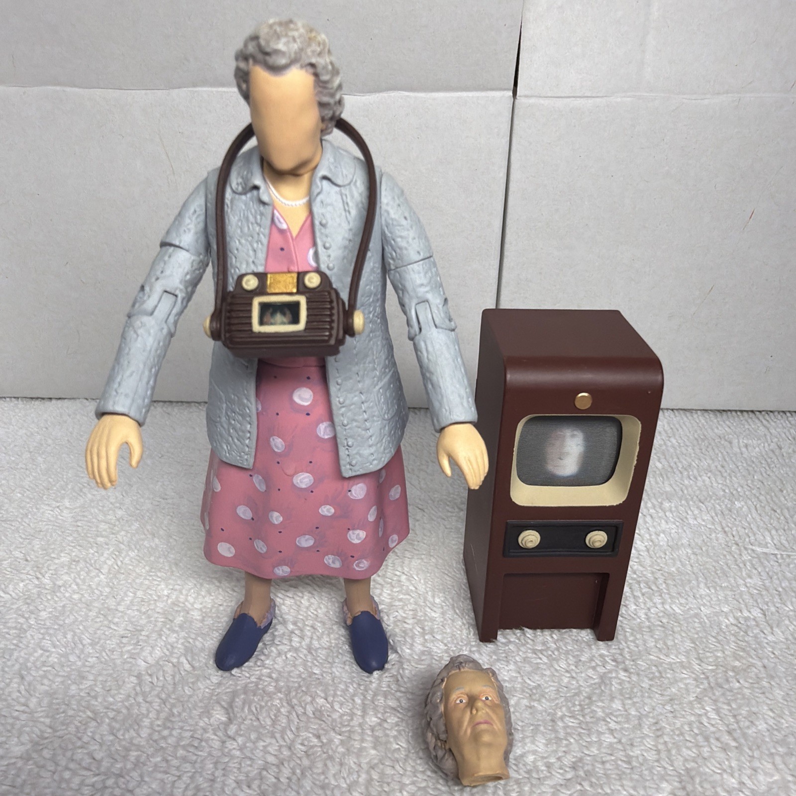 BBC Doctor Who Faceless Grandma Connolly Carded Figure **Rare**