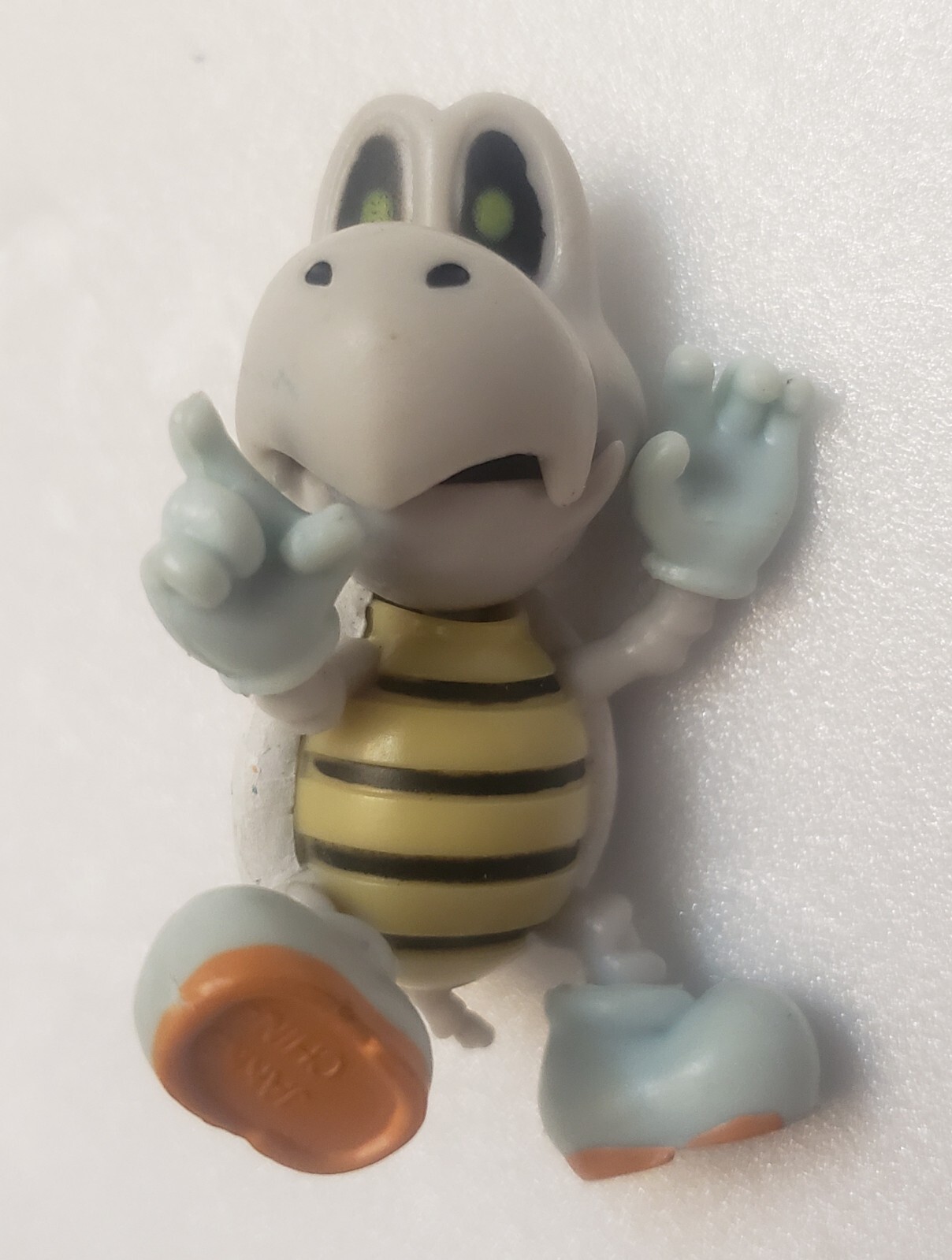 Jakks Super Mario 2″ 2.5″ Inch World of Nintendo Series Dry Bones Koopa Figure