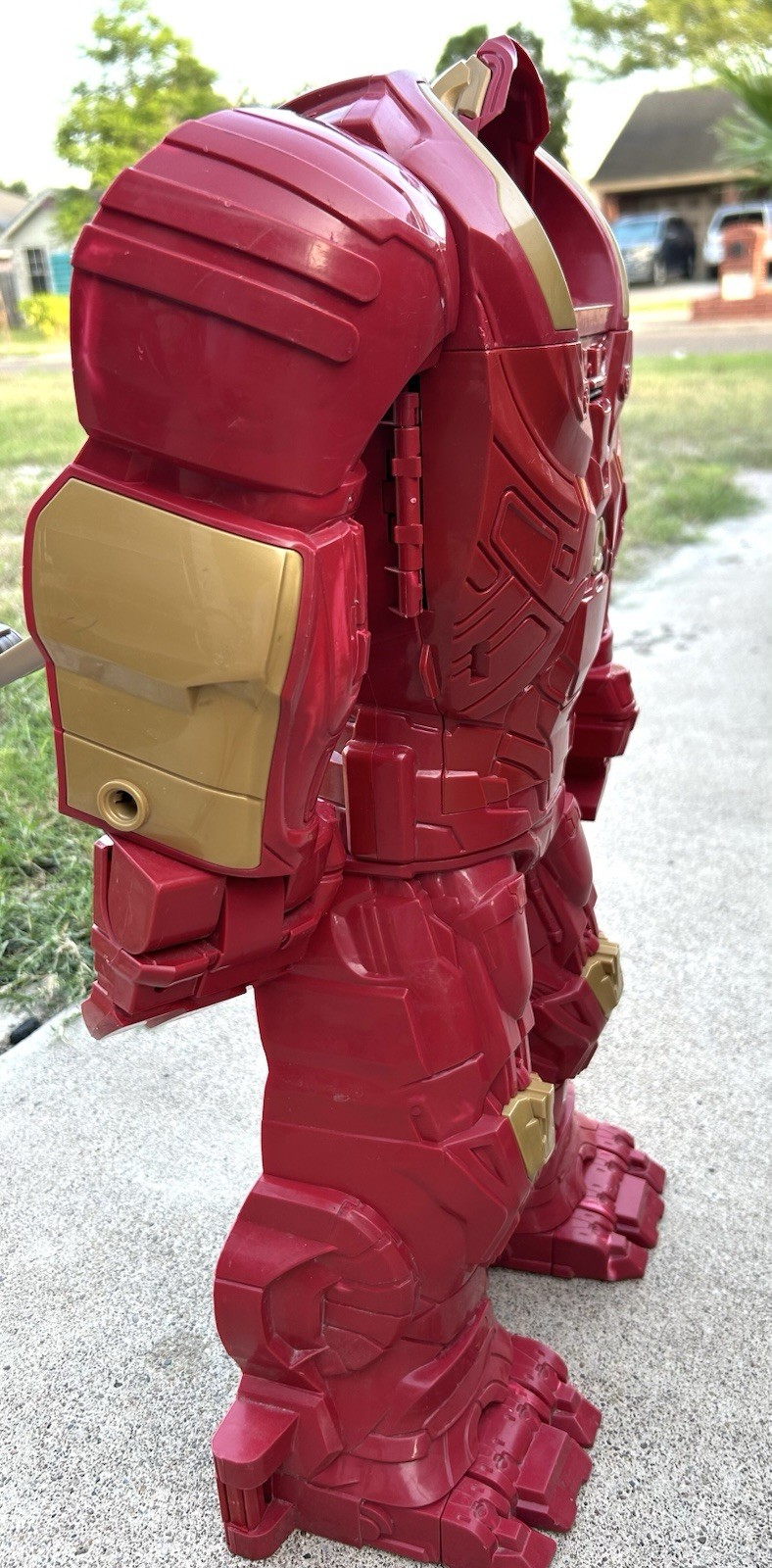 Marvel Avengers Iron Man Hulkbuster Playset, Red Plastic Comic Book Heroes