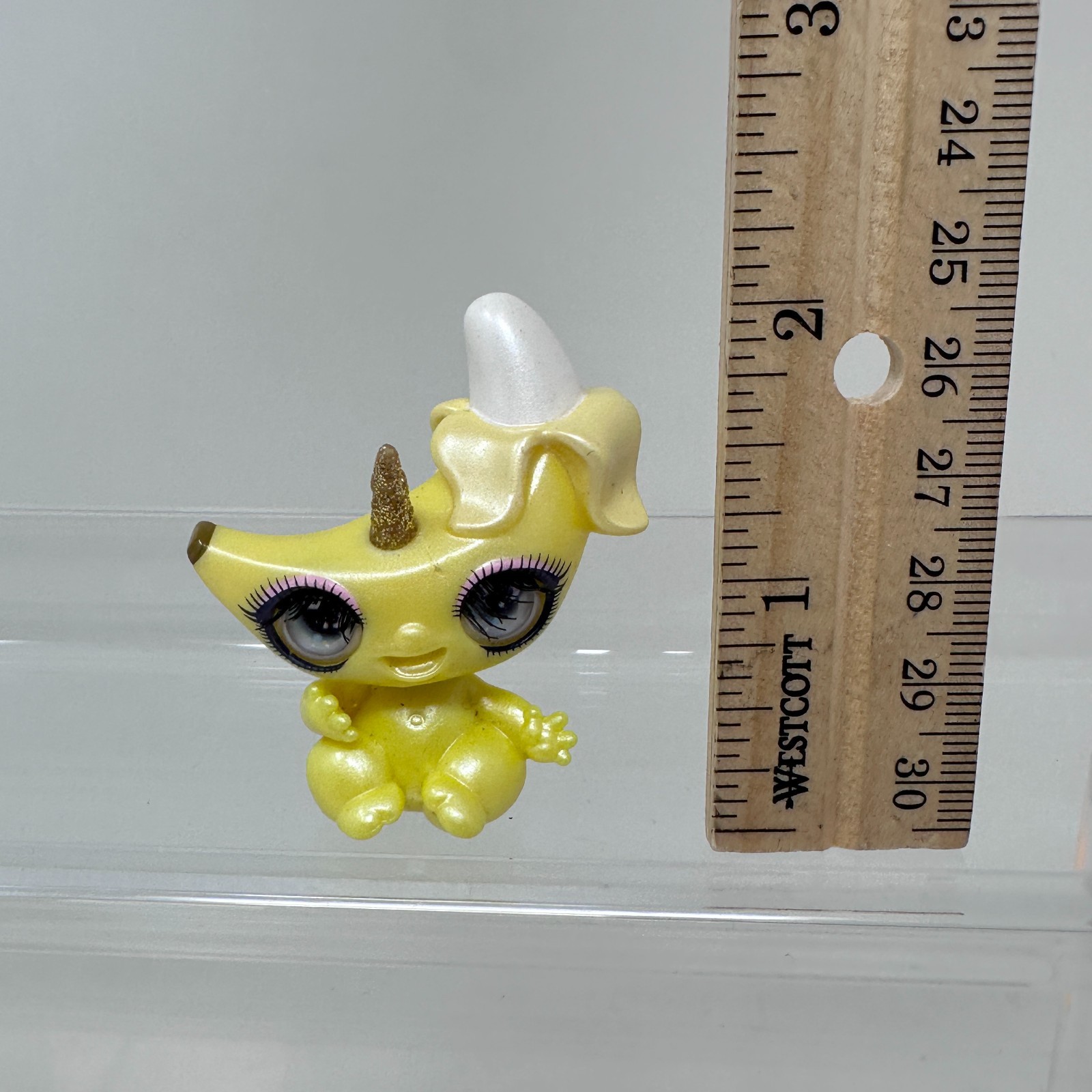 Poopsie Cutie Tooties Peel Figure Series 1 Yellow Unicorn Banana Figurine 2″