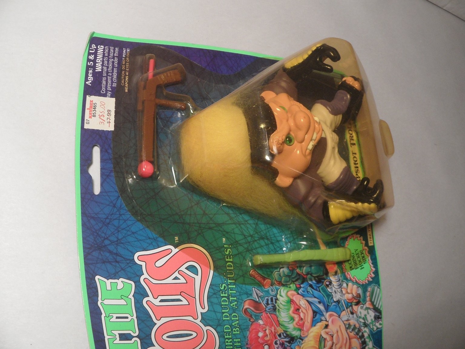 Hasbro Slapshot Troll Battle Trolls 4.5in Action Figure Puck-Firing Hockey Stick