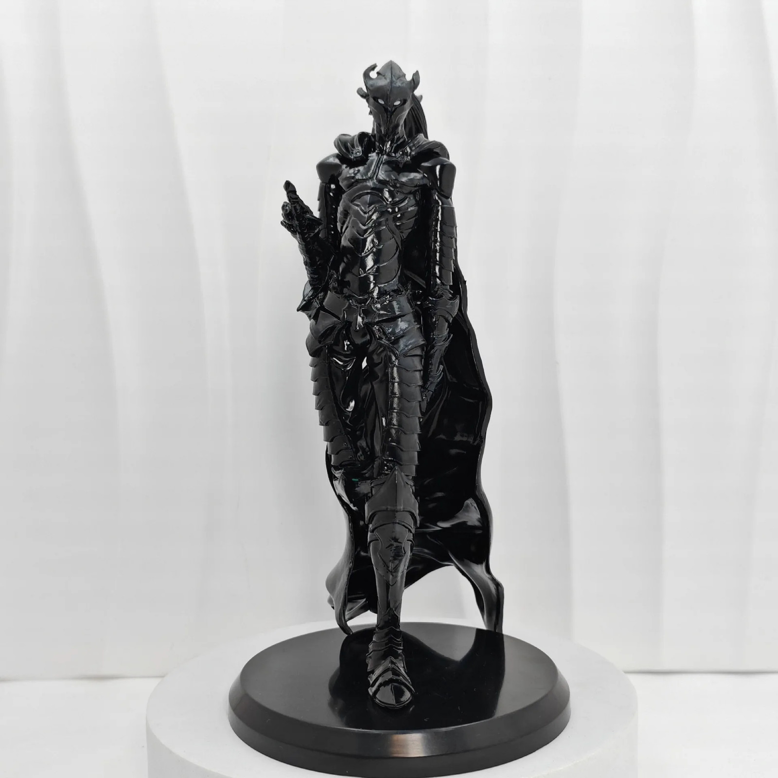Solo Leveling Igris Blood Red Shadow Knight Figure Anime Model Toy Gift