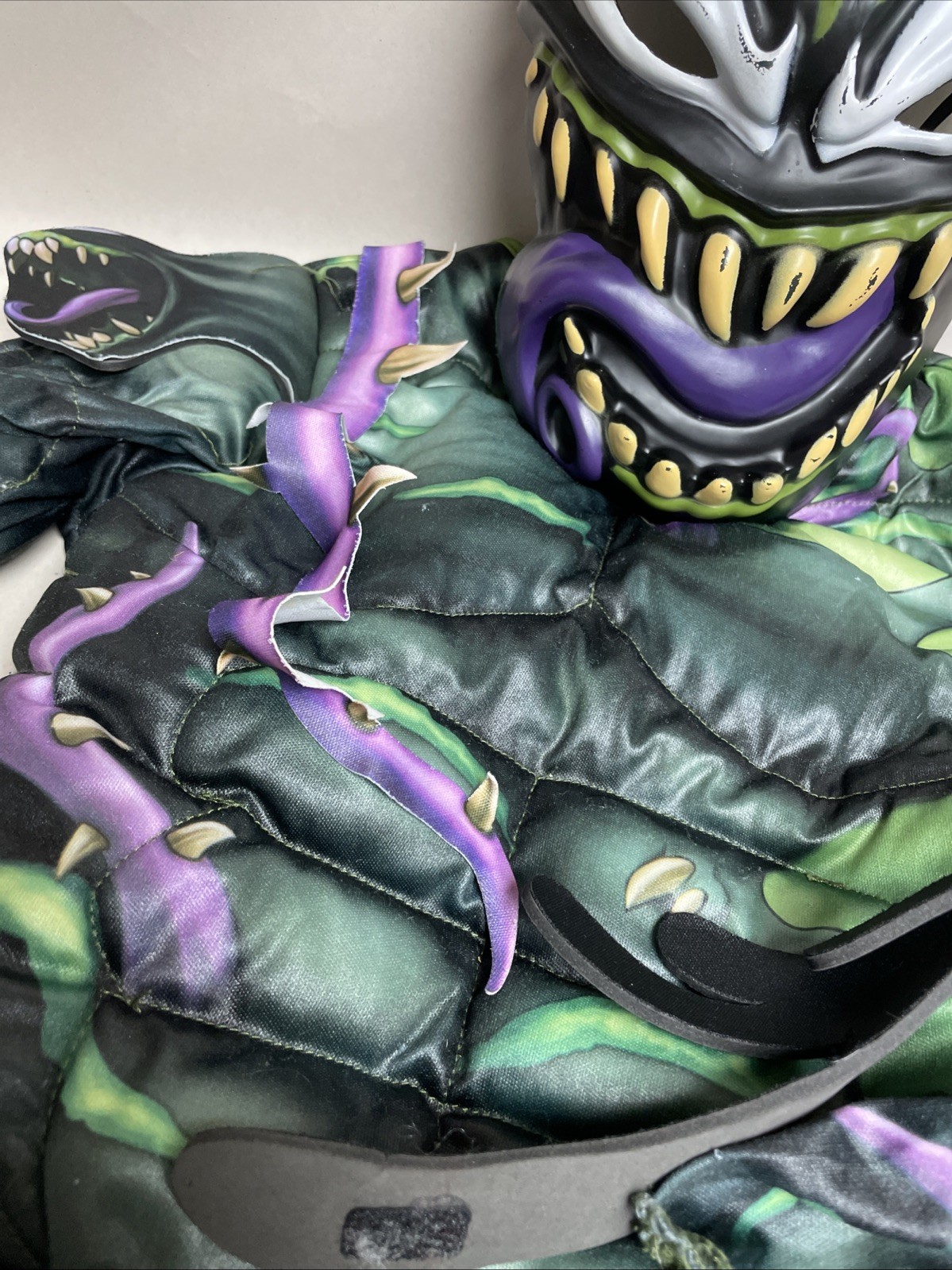 2020 Marvel Spiderman Venom Mask Hard Plastic and a boys one piece size small