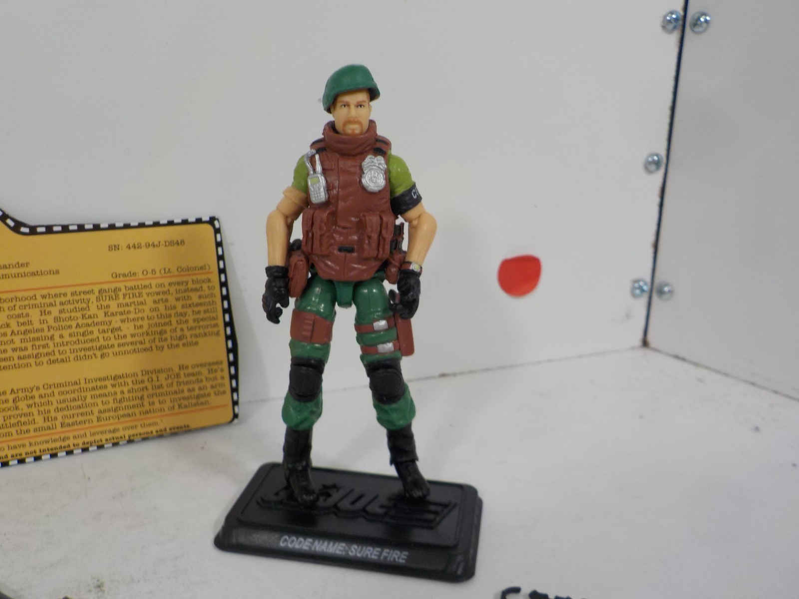 N A0108 G.I Joe Collector’s Club Sure Fire (Military Police Officer) W File Card