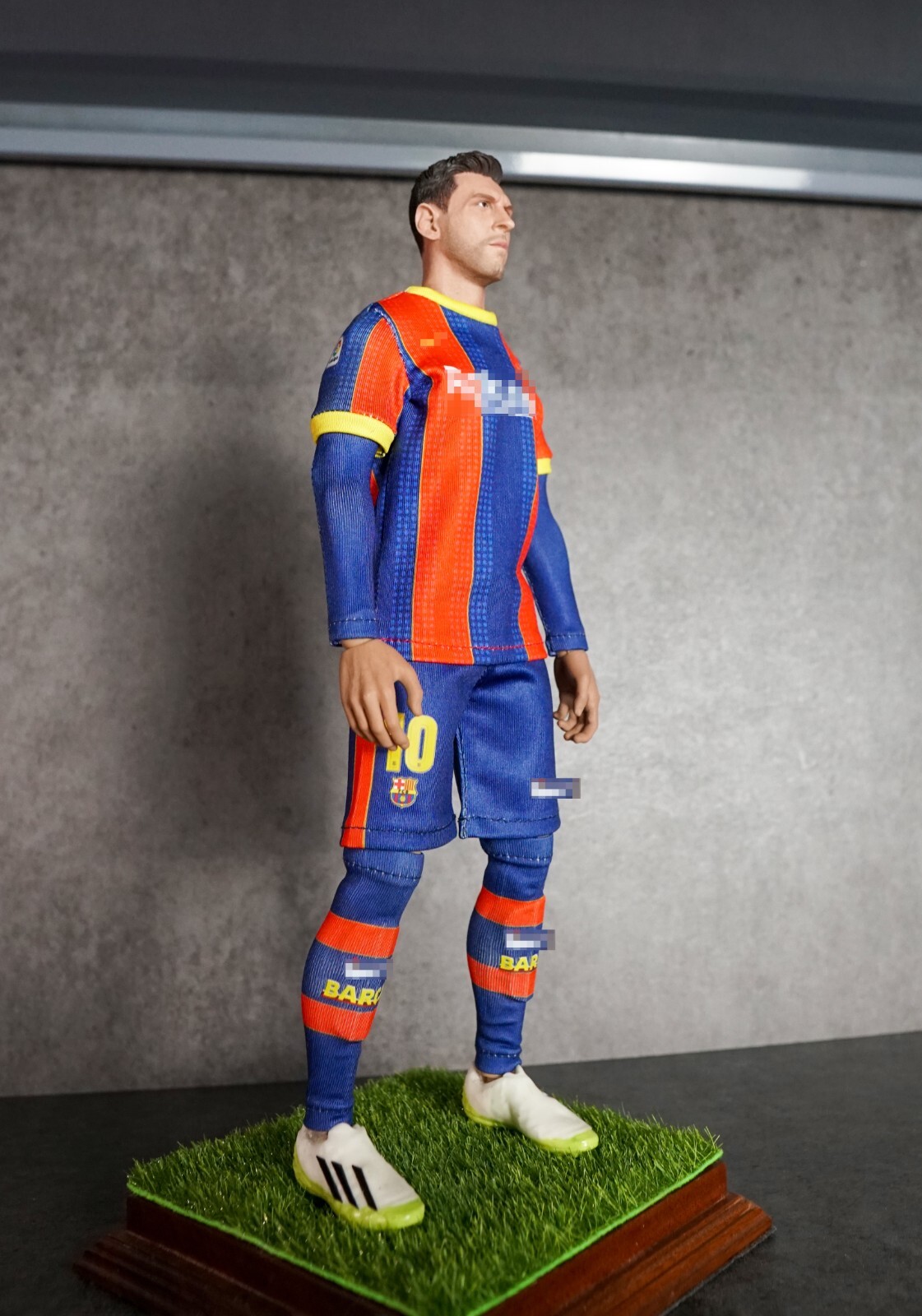 Lionel Messi 1/6 Scale Action Figure – FC Barcelona Kit – 12″