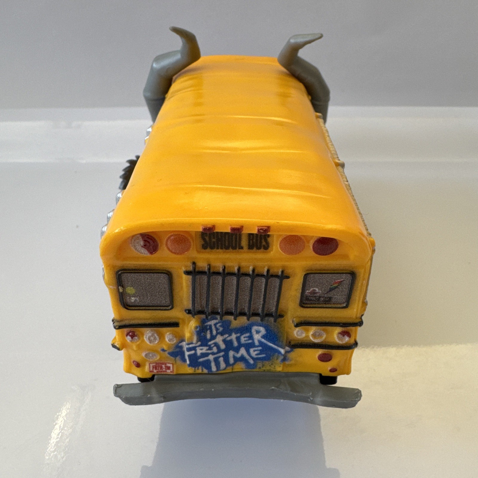 Disney Pixar Cars 3 Chomp & Chase Miss Fritter Demo Derby 6″ Figure Bus