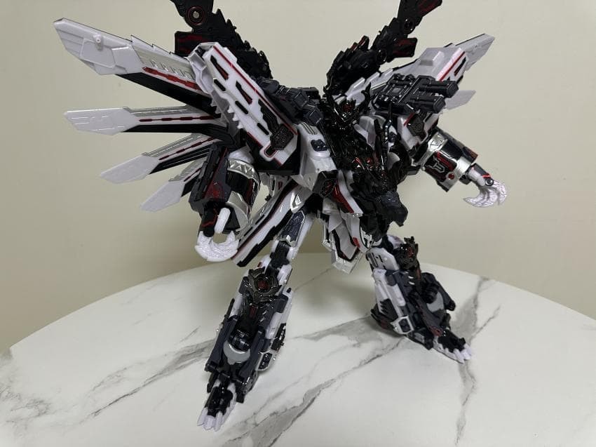 Metal Cardbot W “Tyrant Zero” – The Ultimate Colossal Black Dragon Emperor K-toy