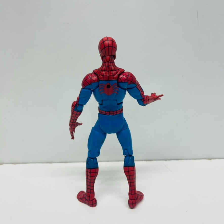 Marvel Legends Spider-Man 6″ loose Spiderman Retro Hasbro Animated Peter Parker