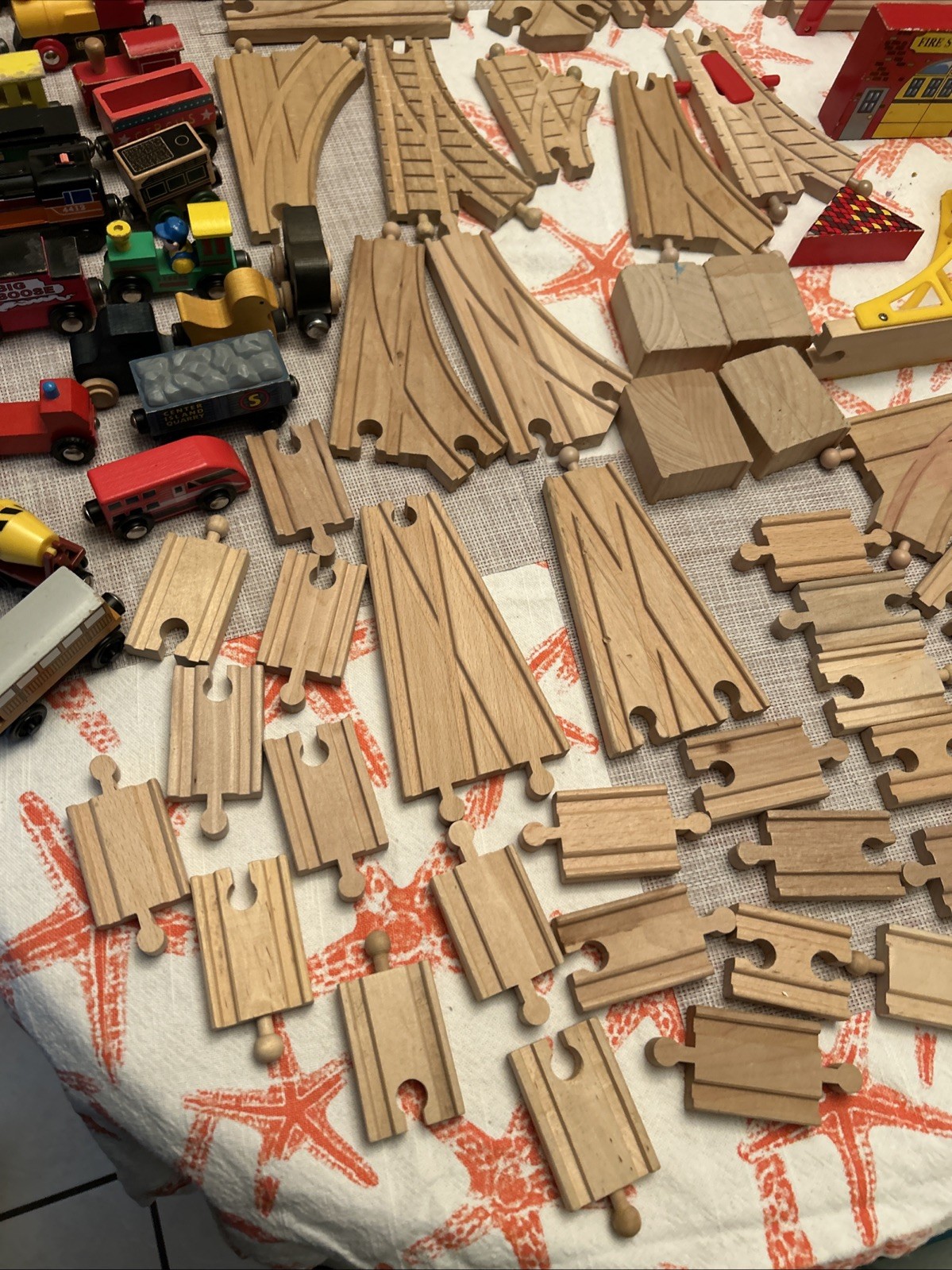 Huge Wooden Train Track Lot 140+ Pcs – fits Thomas Brio Melissa Doug – Bridges