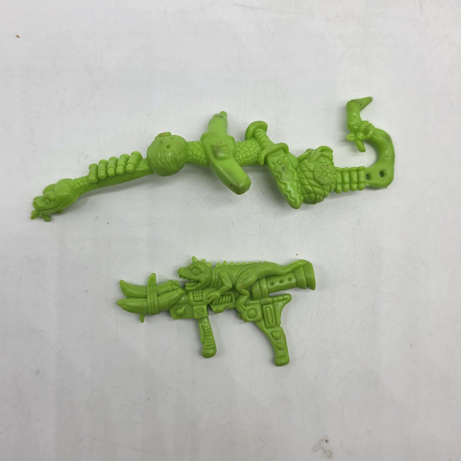 TMNT TEENAGE MUTANT NINJA TURTLES 1991 SERGEANT BANANAS WEAPON GUN