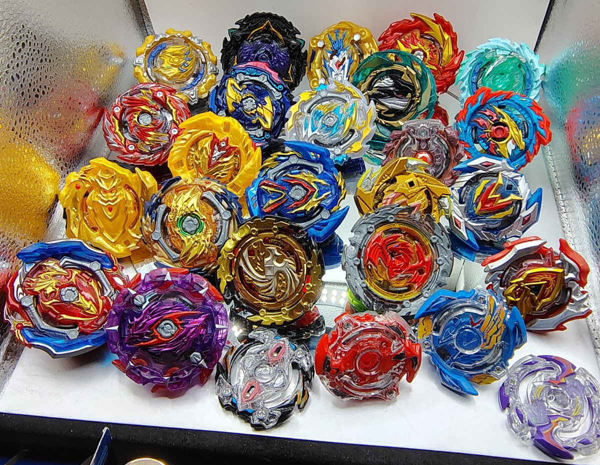Huge LOT Beyblade Battle Burst Pro Takara Gatinko Storm Evolution Tomy Metal B21