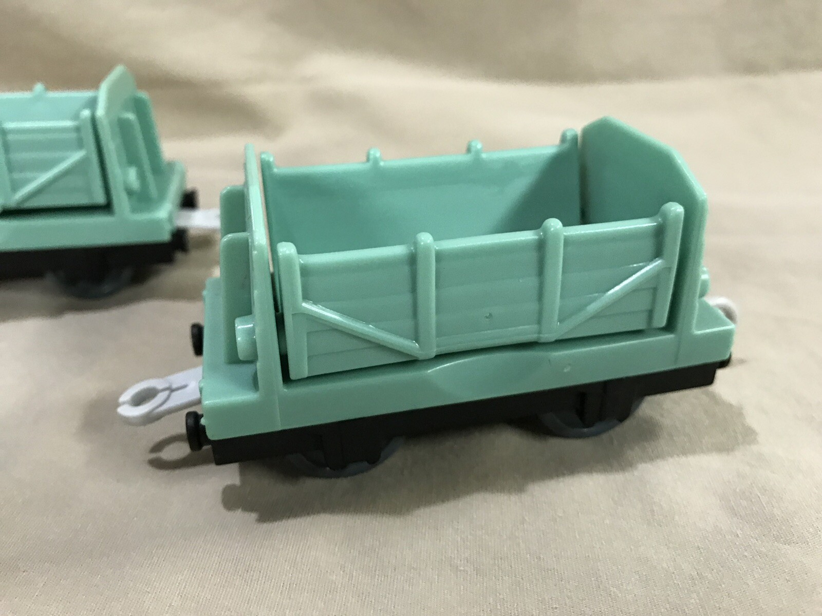 Thomas Engine Trackmaster 3 Tipping Cargo Cars Mattel Varies Lot