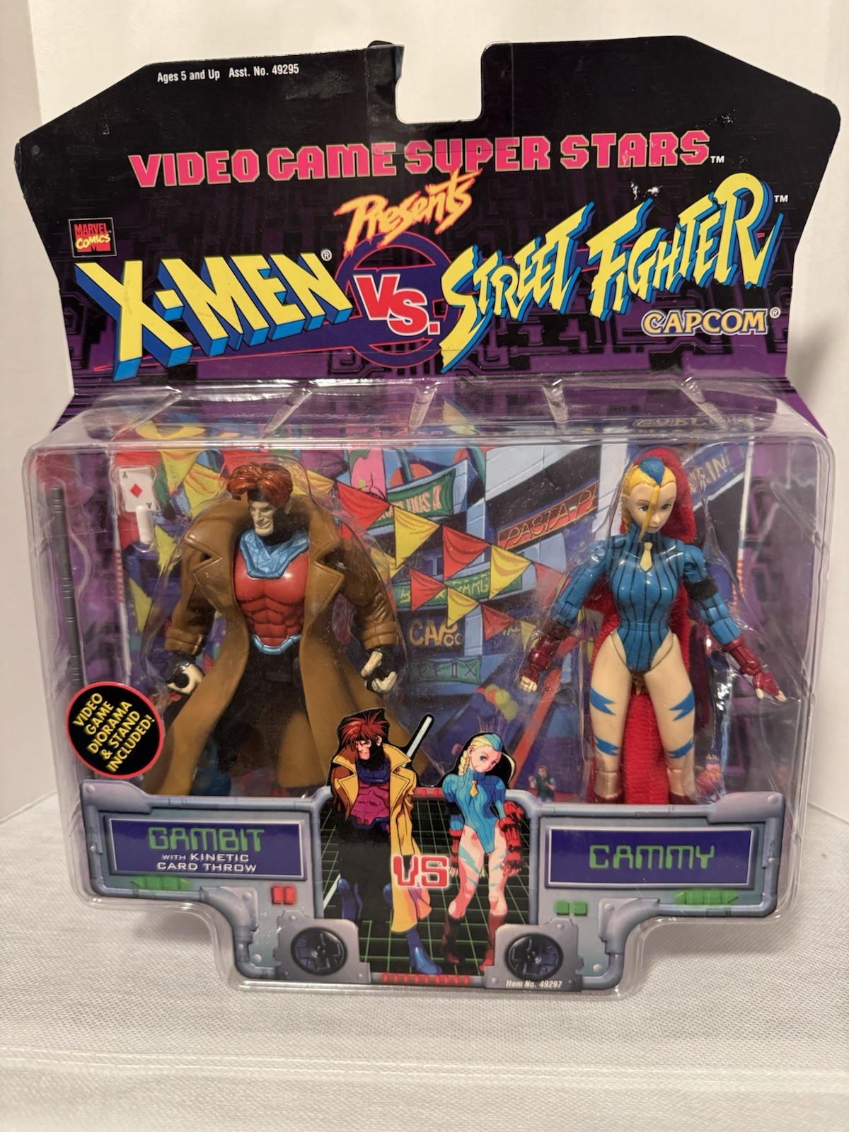 1998 Toy Biz X-Men vs Street Fighter GAMBIT vs CAMMY Video Game Super Stars